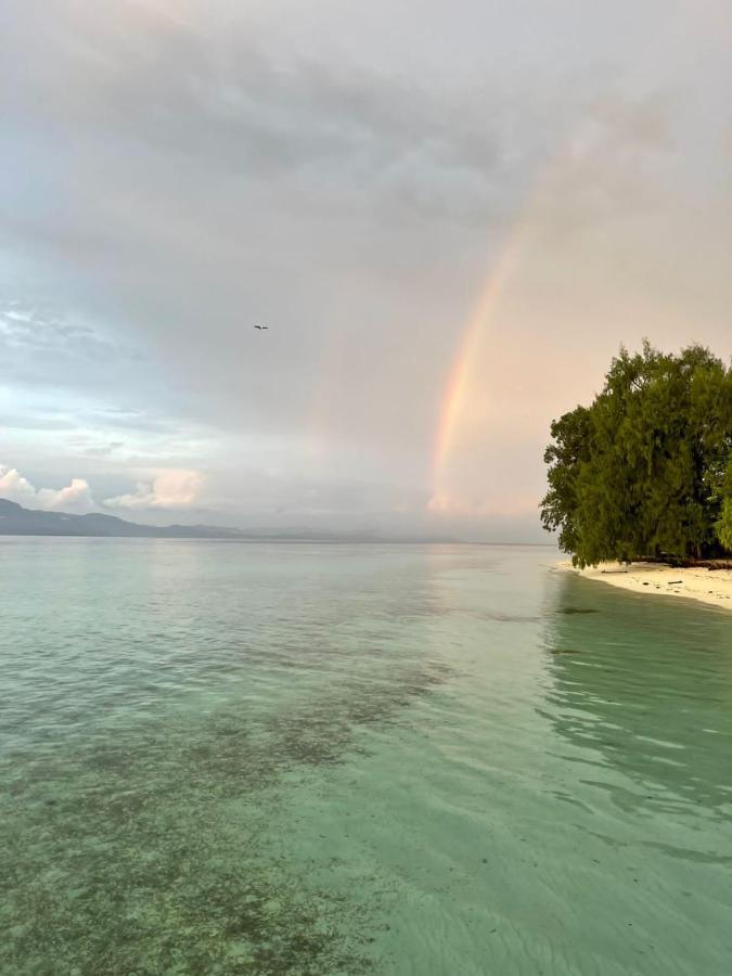 Wai Resort - Raja Ampat Pulau Birie Dış mekan fotoğraf